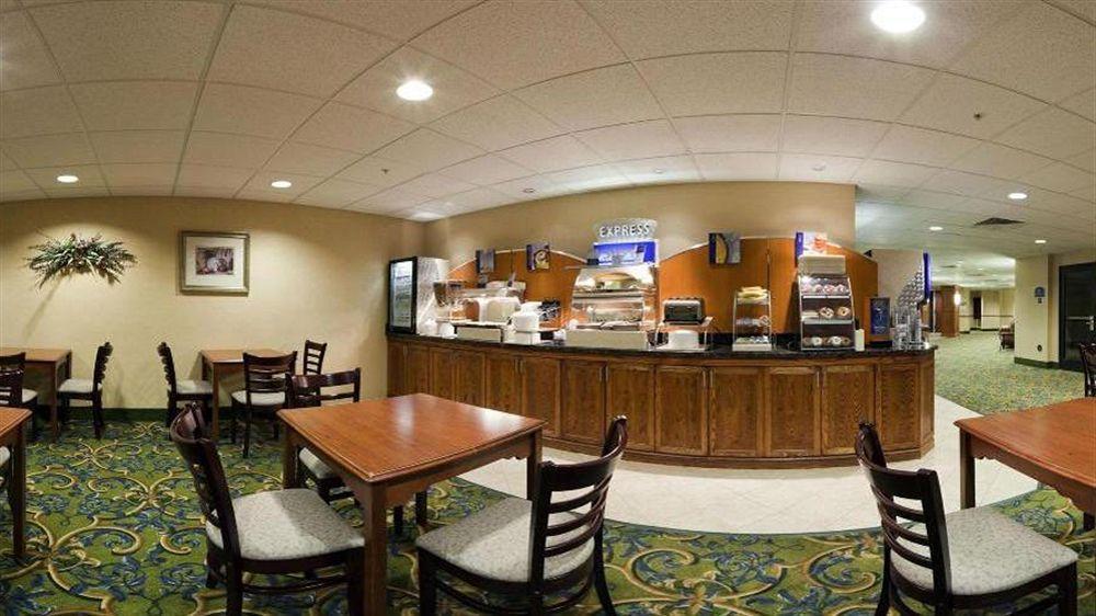 Holiday Inn Express Casper I-25 By Ihg Ngoại thất bức ảnh